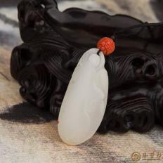 新疆和田玉黄皮一级白玉籽玉挂件 悟 8.6克