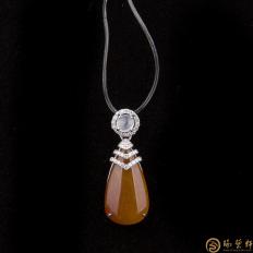 自然A货黄翡18k金镶钻吊坠 水点黄翡 2.9克