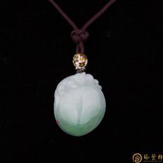 自然A货翡翠吊坠 灵猴献寿 7.7克